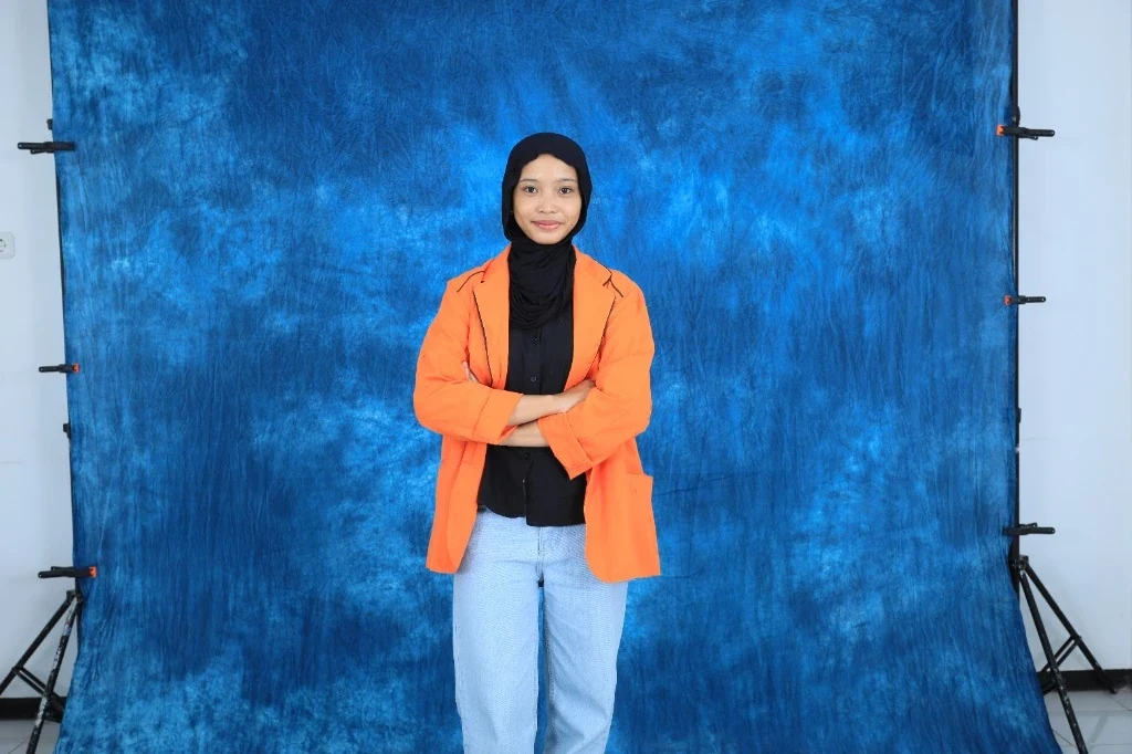 Dealova Fransisca Ferlianti